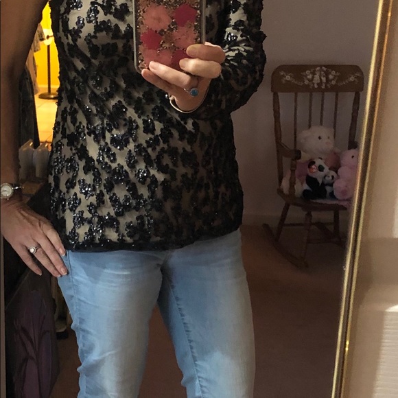 ❤️♥️Sexy Express Sequined Leopard Top!♥️❤️ - Picture 2 of 7